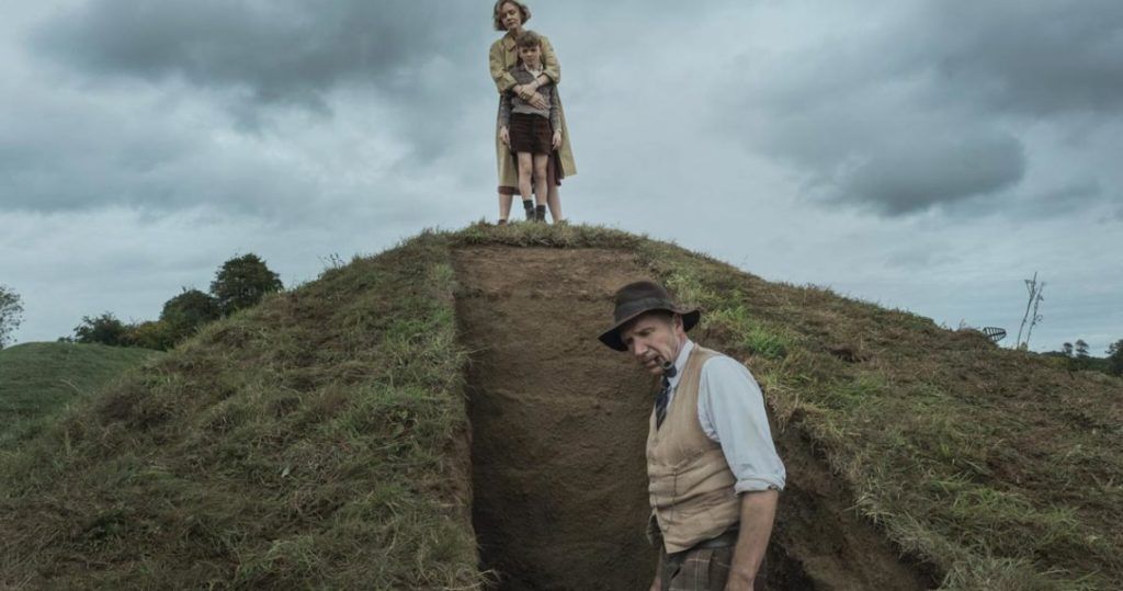 รีวิว The Dig (Netflix) กู้ซาก หนังจากเรื่องจริง การขุดค้นพบที่ยิ่งใหญ่ของโลกโบราณคดี 3