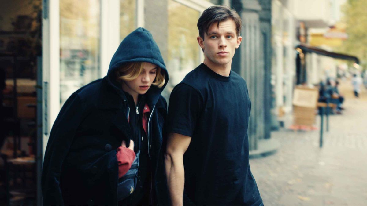 รีวิว Je Suis Karl (Netflix) เราคือคาร์ล เมื่อคนรุ่นใหม่ปฏิวัติยุโรป (ไม่สปอยล์) 4